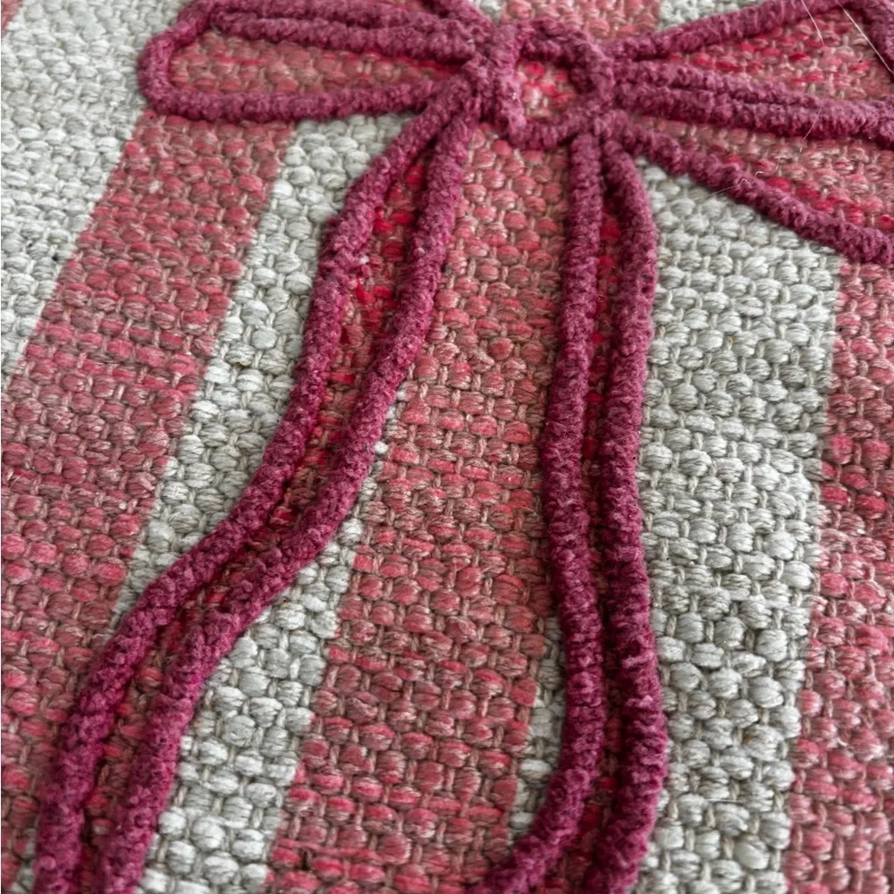 Pink and White Bow Pattern Indoor rug